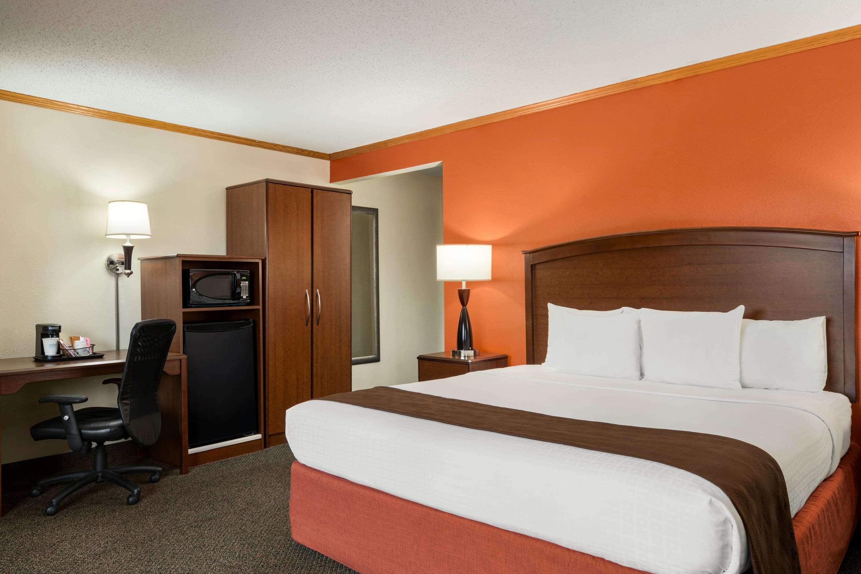 Americinn By Wyndham Virginia Esterno foto