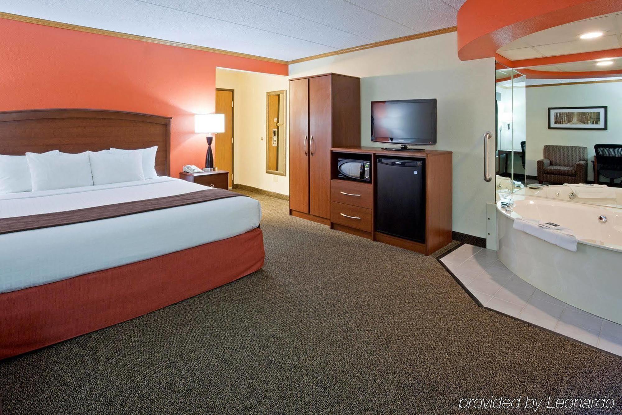 Americinn By Wyndham Virginia Esterno foto